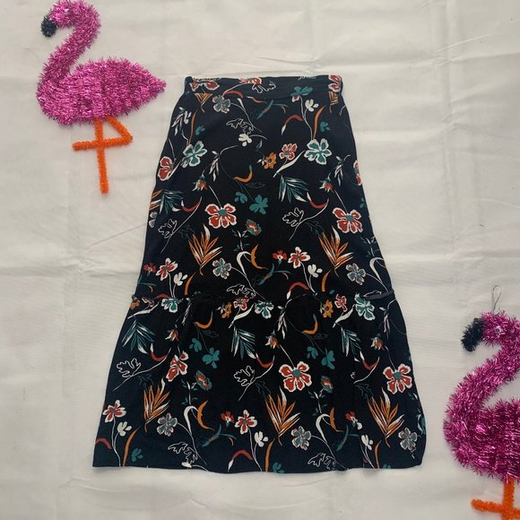 🌀 Forever 21 Contemporary Long Skirt - Picture 7 of 7